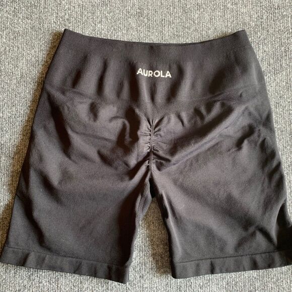 Aurola Women No Size Black Tight Workout Activewear Shorts with Booty Scrunch - Picture 3 of 10